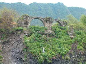 Ruins of a Mvanagazi highland fortress in the southern Krauanagazan mountains, believed to date to the late 3rd millennium BCE. Such citadels formed the backbone of the kingdom’s defensive and administrative system.