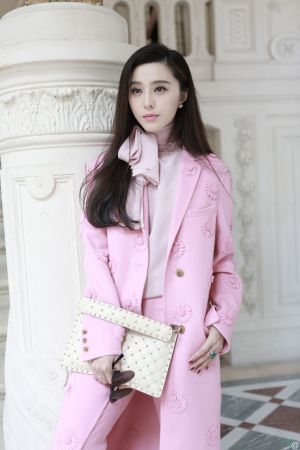 Yan Fashion Week.jpg